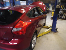 Load image into Gallery viewer, ALTERNATOR Ford Focus 12 13 14 15 16 17 18 - MRK464608
