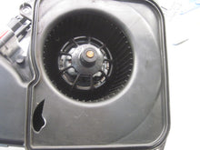 Load image into Gallery viewer, HEATER BLOWER MOTOR 525i 530 M5 X5 00 01 02 03 04 05 06 - 522916
