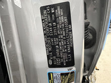 Load image into Gallery viewer, Transmission Kia Stinger 2018 - DG147844
