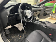 Load image into Gallery viewer, Axle Shaft Mazda 3 2020 - DG153069
