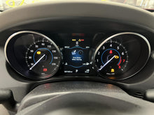 Load image into Gallery viewer, FRONT DRIVE SHAFT Jaguar XF XFR 2016 16 2017 17 - DG154631
