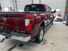 Load image into Gallery viewer, Axle Shaft Nissan Titan XD 2016 - DG155709
