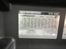 Load image into Gallery viewer, Transfer Case  SILVERADO 1500 PICKUP 2016 - DG164744
