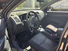Load image into Gallery viewer, HEADLIGHT LAMP ASSEMBLY - DG166835
