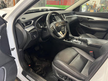 Load image into Gallery viewer, TRANSFER CASE Infiniti QX50 2019 19 2020 20 - DG166641

