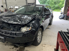 Load image into Gallery viewer, [INVENTORYCAR_YEAR_MAKE_MODEL] TRANSFER CASE - DG167239
