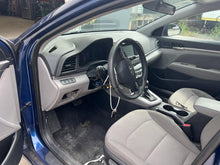 Load image into Gallery viewer, AIR CLEANER BOX Elantra 2017 17 2018 18 2019 19 2020 20 - DG167396
