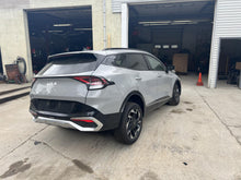 Load image into Gallery viewer, Transfer Case Kia Sportage 2023 - DG170647
