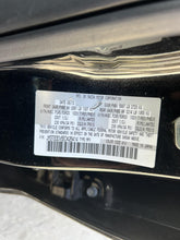 Load image into Gallery viewer, AIR CLEANER BOX Mazda Cx-9 07 08 09 10 11 12 13 14 - DG172504

