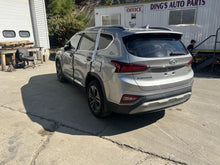 Load image into Gallery viewer, Air Cleaner Box Hyundai Santa Fe 2020 - DG172541
