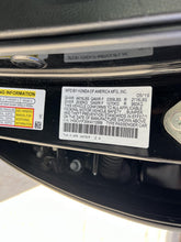 Load image into Gallery viewer, AIR CLEANER BOX Honda Accord 2018 18 2019 19 2020 20 - DG173033
