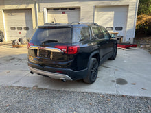 Load image into Gallery viewer, Air Cleaner Box GMC Acadia 2019 - DG173938
