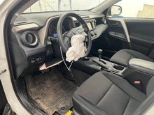 Load image into Gallery viewer, AIR CLEANER BOX Toyota Rav4 13 14 15 16 17 18 - DG175596

