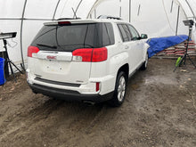 Load image into Gallery viewer, Transfer Case GMC Terrain 2017 - DG178533
