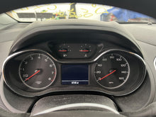 Load image into Gallery viewer, Air Cleaner Box Chevrolet Cruze 2019 - DG176948
