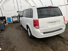 Load image into Gallery viewer, AIR CLEANER BOX Town &amp; Country Caravan Ram Van 2011-2019 - DG179653
