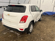 Load image into Gallery viewer, Air Cleaner Box Chevrolet TRAX 2022 - DG180294
