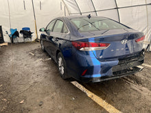 Load image into Gallery viewer, AIR CLEANER BOX Sonata Sonata Hybrid Optima 17 18 19 20 - DG180477
