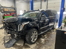 Load image into Gallery viewer, Air Cleaner Box  ESCALADE ESV 2017 - DG182777
