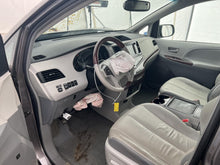 Load image into Gallery viewer, FRONT CV AXLE SHAFT Toyota Sienna 11 12 13 14 15 16 Right - DG183266
