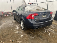 Load image into Gallery viewer, AIR CLEANER BOX Volvo S60 V60 XC60 2015 15 2016 16 - DG184890
