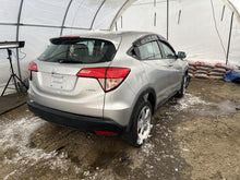 Load image into Gallery viewer, Transmission Honda HR-V 2016 - DG185199
