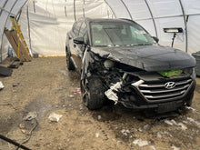 Load image into Gallery viewer, AIR CLEANER BOX Hyundai Tucson Kia Sportage 16 17 18 19 - DG185619

