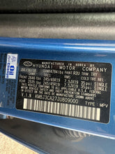 Load image into Gallery viewer, AIR CLEANER BOX Hyundai Tucson Kia Sportage 16 17 18 19 - DG185868
