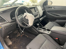 Load image into Gallery viewer, AIR CLEANER BOX Hyundai Tucson Kia Sportage 16 17 18 19 - DG185868
