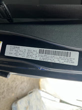 Load image into Gallery viewer, TRANSMISSION Jeep Wrangler 12 13 14 15 16 17 18 VIN W - DG187000
