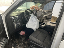 Load image into Gallery viewer, [INVENTORYCAR_YEAR_MAKE_MODEL] TRANSMISSION 4X4 - DG187549
