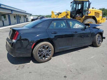 Load image into Gallery viewer, Oil Pan Chrysler 300 2022 - CTL362968
