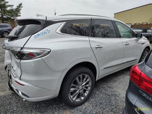 Load image into Gallery viewer, Transmission Buick Enclave 2022 - MM2679643

