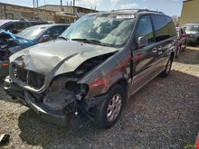 Load image into Gallery viewer, TRANSMISSION Kia Sedona 2003 03 2004 04 2005 05 - MM3026370
