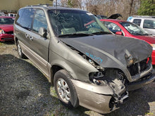 Load image into Gallery viewer, TRANSMISSION Kia Sedona 2003 03 2004 04 2005 05 - MM3026370
