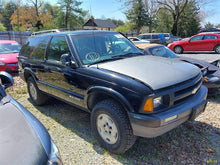 Load image into Gallery viewer, TRANSMISSION S10 Blazer S10 Pickup S15 Jimmy S15 Pickup Sonoma Pickup 1995 4X4 - MM3033065

