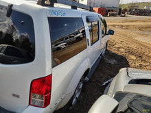 Load image into Gallery viewer, AUTOMATIC TRANSMISSION Nissan Frontier Pathfinder 2005 05 4X4 - MM3005539
