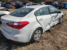 Load image into Gallery viewer, Transmission Kia Forte 2016 - MM2999418
