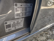 Load image into Gallery viewer, Transmission  SILVERADO 1500 PICKUP 2022 - MM3031932

