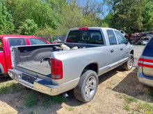Load image into Gallery viewer, TRANSMISSION 1500 Pickup Dakota Durango 2006 06 4X4 VIN N - MM3049803
