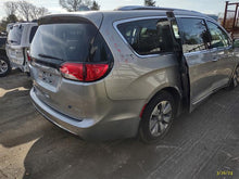 Load image into Gallery viewer, Engine Motor Chrysler Pacifica 2019 - MM3043695
