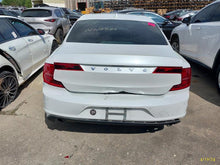 Load image into Gallery viewer, Transmission  VOLVO S90 2018 - MM3047730
