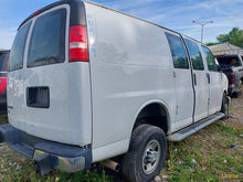Load image into Gallery viewer, Engine Motor  EXPRESS 2500 VAN 2018 - MM3071765
