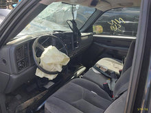 Load image into Gallery viewer, [INVENTORYCAR_YEAR_MAKE_MODEL] TRANSMISSION 4X4 - MM3072250
