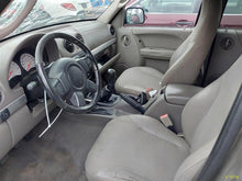 Load image into Gallery viewer, TRANSMISSION Jeep Liberty 2002 02 2003 03 2004 04 4X4 - MM3076763
