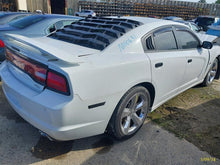 Load image into Gallery viewer, TRANSMISSION 300 Challenger Charger 2011-2020 RWD - MM3077944
