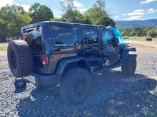 Load image into Gallery viewer, TRANSMISSION Jeep Wrangler 12 13 14 15 16 17 18 VIN W - MM3131413
