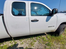 Load image into Gallery viewer, [INVENTORYCAR_YEAR_MAKE_MODEL] TRANSMISSION 2WD - MM3163635
