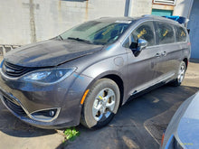 Load image into Gallery viewer, Engine Motor Chrysler Pacifica 2018 - MM3241733
