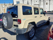 Load image into Gallery viewer, TRANSMISSION Jeep Wrangler 12 13 14 15 16 17 18 VIN W - MM3252725
